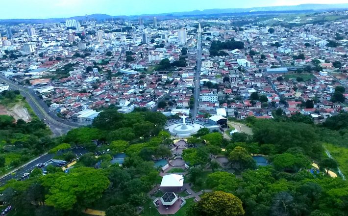 Prefeitura executa estratégias para captação de novas empresas e aumento de emprego e renda em Araxá