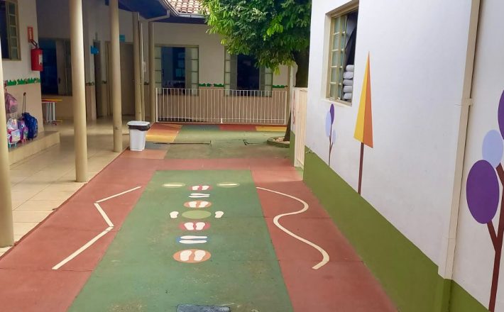 Caixas Escolares garantem autonomia para escolas municipais em Araxá